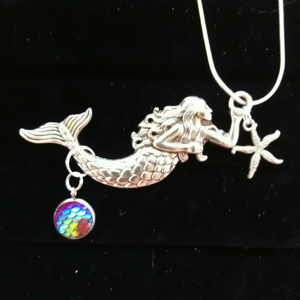 New mermaid birth scale starfish necklace